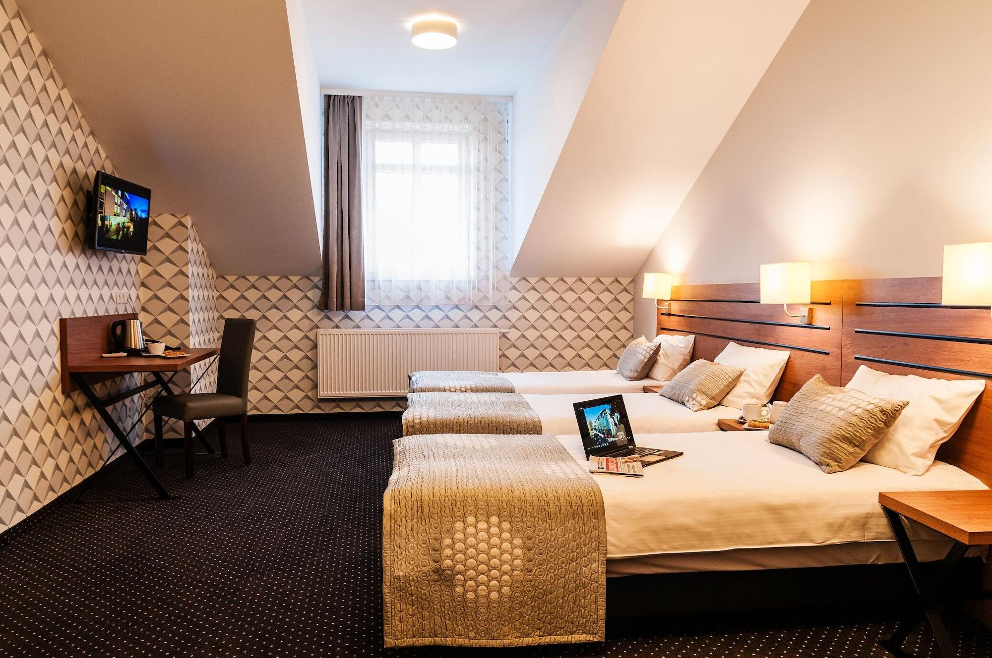 Hotel Wilga คราคูฟ ภายนอก รูปภาพ