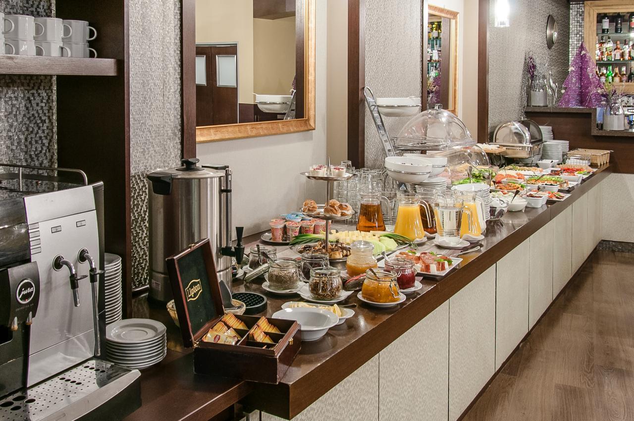 Hotel Wilga คราคูฟ ภายนอก รูปภาพ